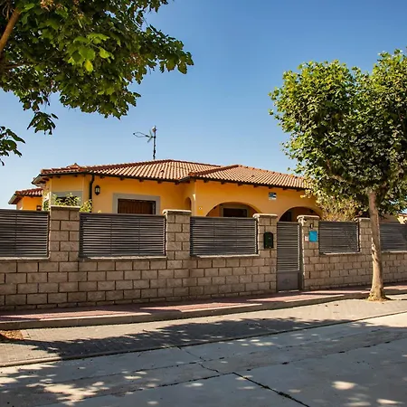 Holiday home La Serradilla